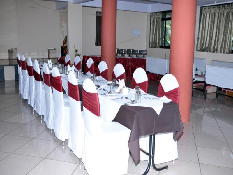Hotel Rajsangam International Badami Exterior photo