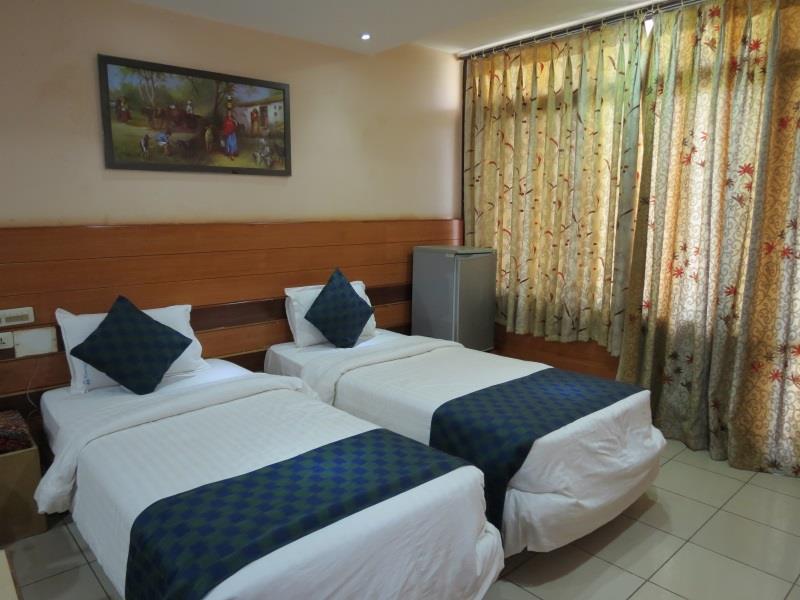 Hotel Rajsangam International Badami Exterior photo